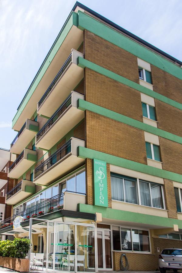 Hotel Simplon 贝拉里亚-伊贾马里纳 外观 照片